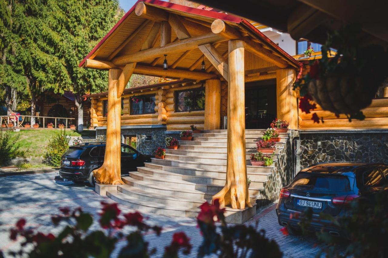 Pensiunea Cheile-Oltetului Polovragi Exterior foto