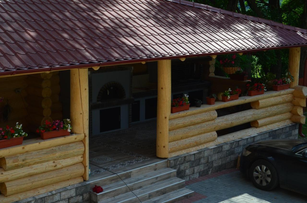 Pensiunea Cheile-Oltetului Polovragi Exterior foto